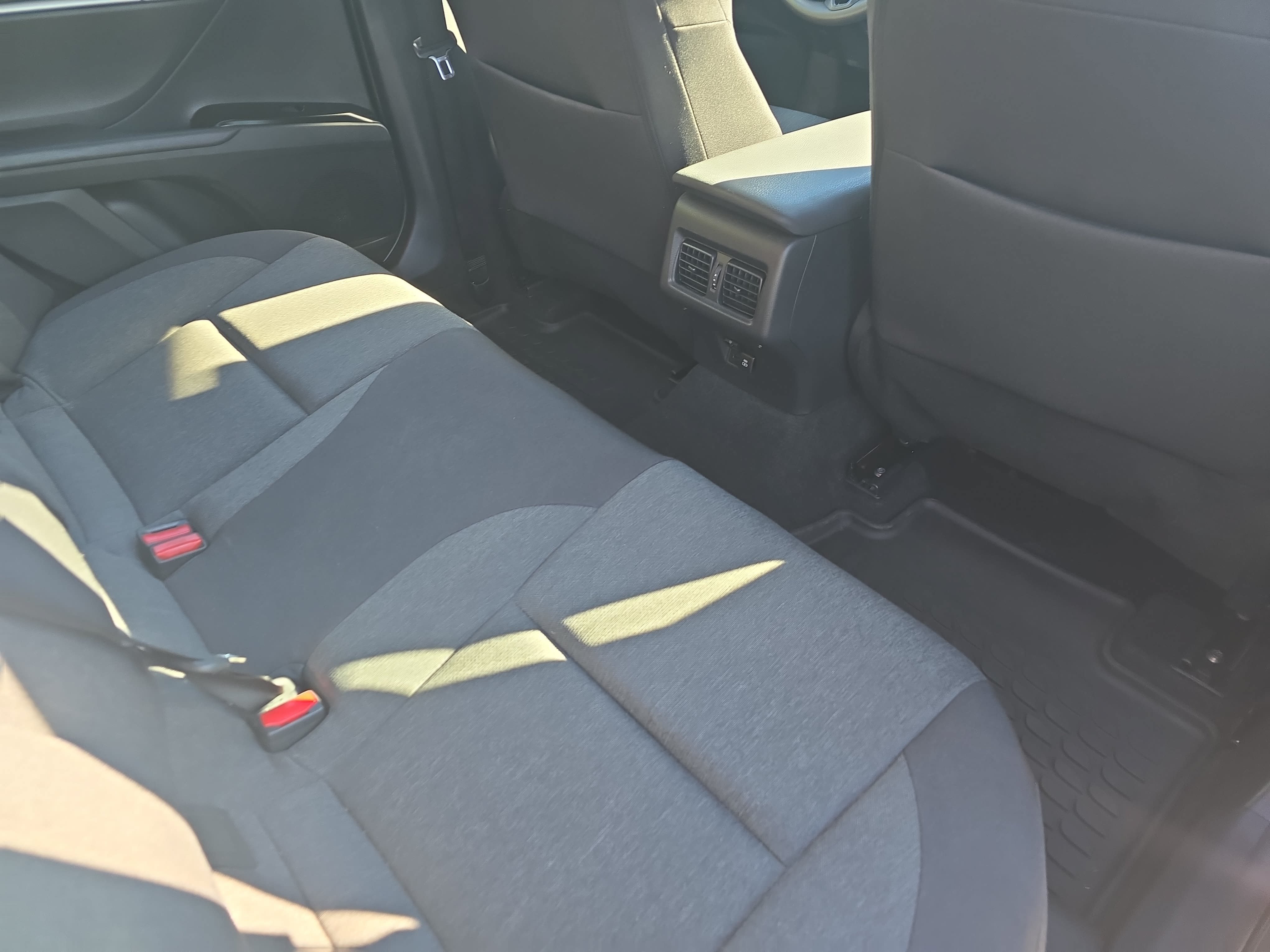 Used 2025 Toyota Camry LE w/ Convenience Package FWD image 11