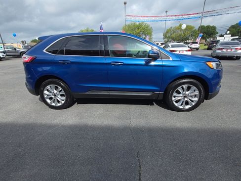 Used 2023 Ford Edge Titanium w/ Cargo Accessory Package AWD/4WD image 5