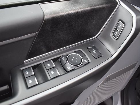 New 2025 Ford F350 XLT w/ Black Appearance Package image 11