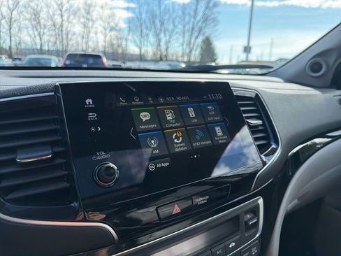 Certified 2019 Honda Pilot Elite image 32