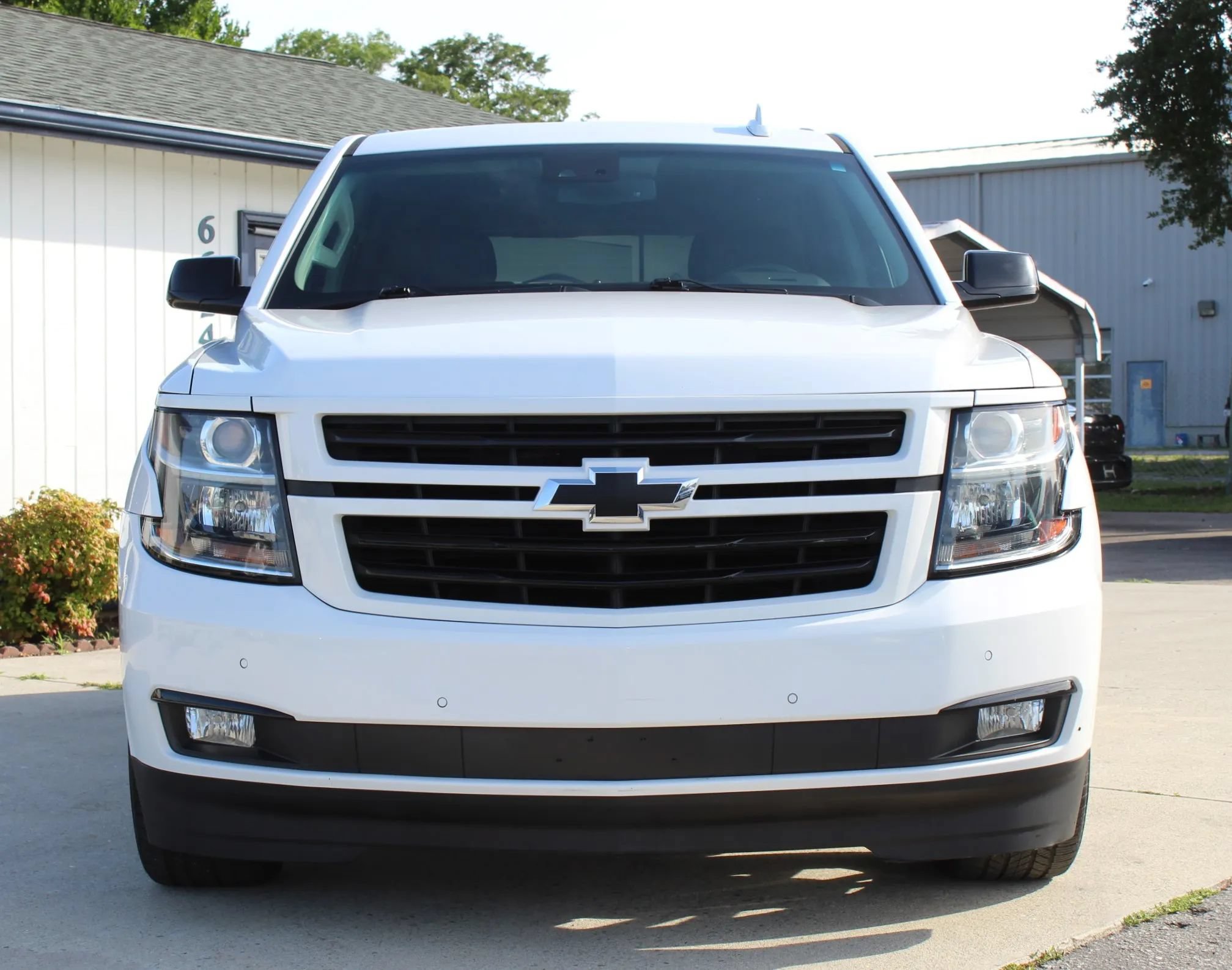 Used 2018 Chevrolet Tahoe Premier w/ RST 6.2L Performance Edition AWD/4WD image 8