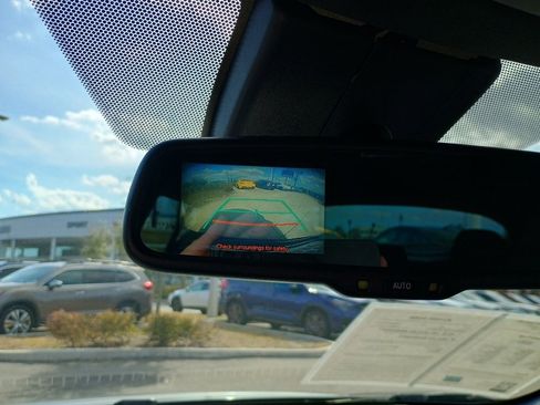 Used 2018 Toyota C-HR XLE image 27