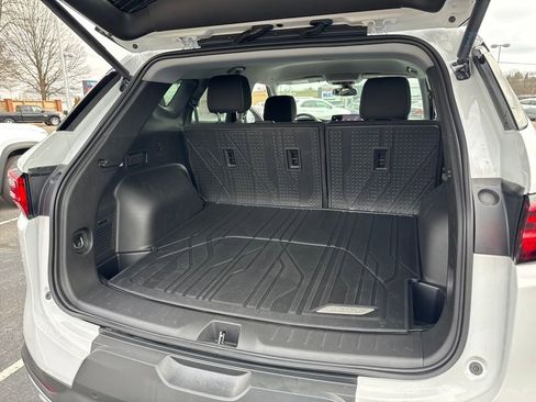 New 2026 Chevrolet Blazer LT w/ LPO, Black Sport Package image 35