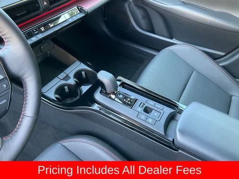 Used 2025 Toyota Prius Plug-In Hybrid FWD image 16