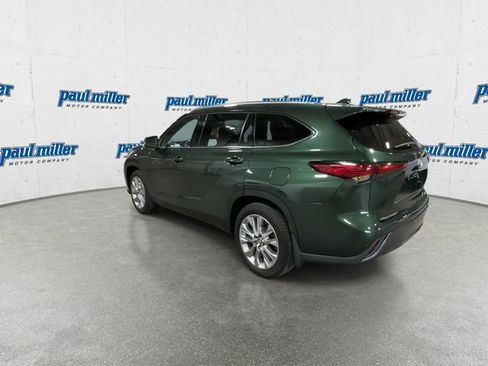 Used 2023 Toyota Highlander Limited image 8