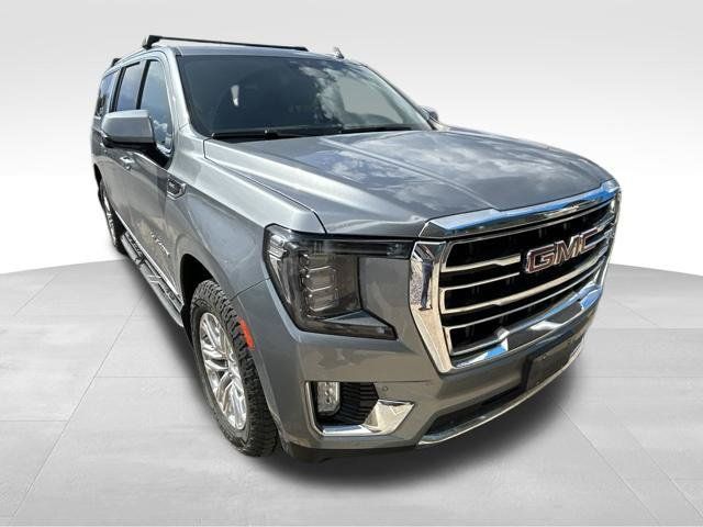 Used 2023 GMC Yukon XL SLT w/ SLT Luxury Package AWD/4WD image 4