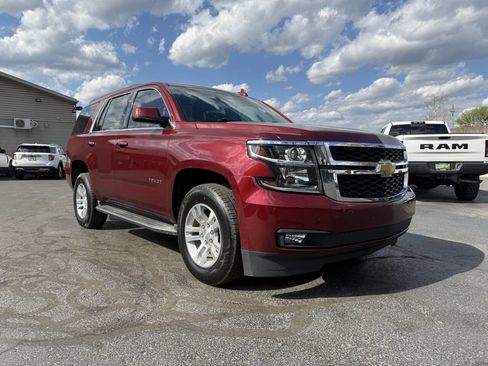 Used 2019 Chevrolet Tahoe LT image 2