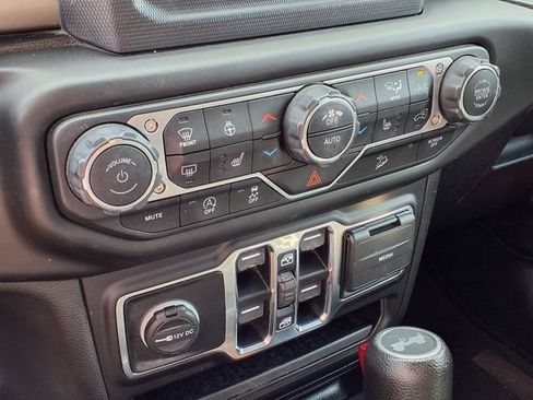 Used 2020 Jeep Wrangler Unlimited Sport w/ Technology Group AWD/4WD image 5