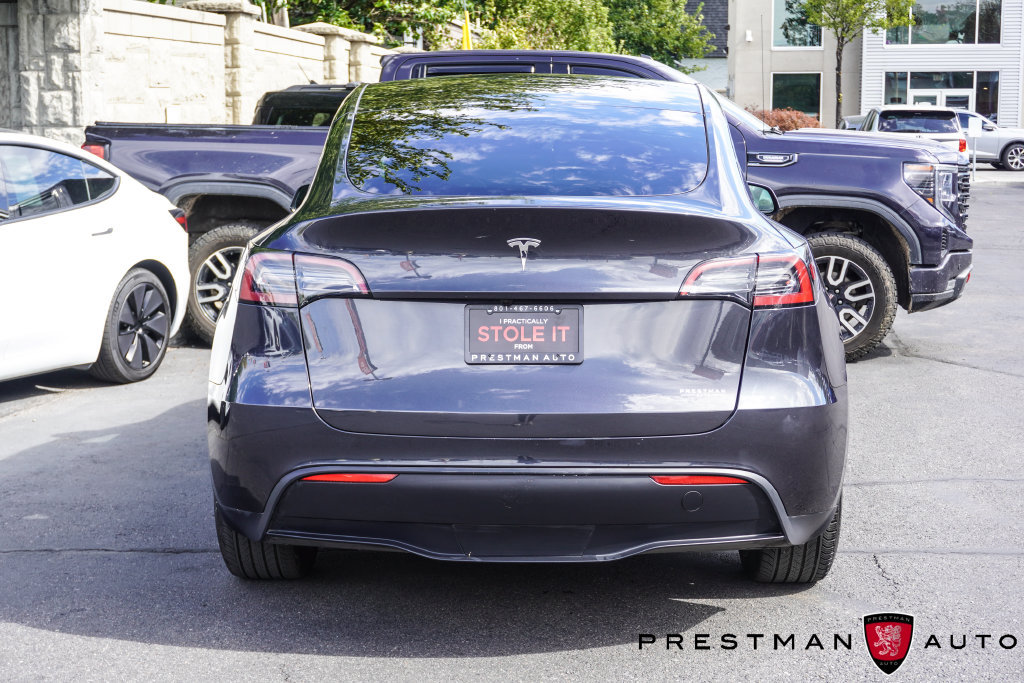 Used 2024 Tesla Model Y Long Range AWD/4WD image 6