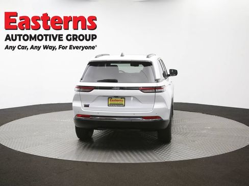 Used 2022 Jeep Grand Cherokee Limited 4xe w/ Luxury Tech Group II AWD/4WD image 41