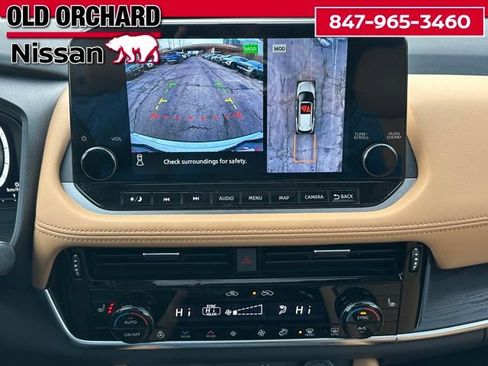 Used 2023 Nissan Rogue Platinum w/ Platinum Premium Package image 17