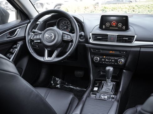 Used 2017 MAZDA MAZDA3 Touring FWD image 30