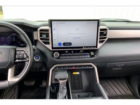 Used 2024 Toyota Tundra Limited AWD/4WD image 6