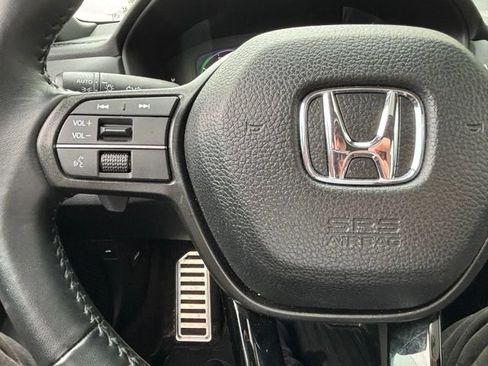 Used 2025 Honda Accord Sport image 10