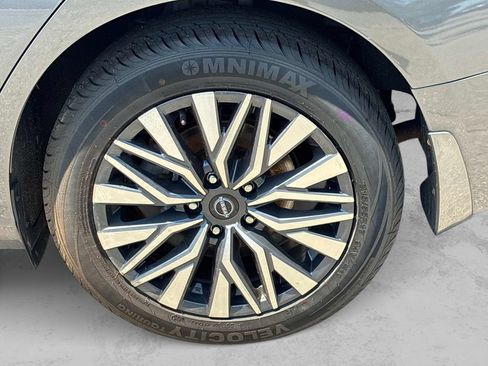 Certified 2024 Nissan Altima 2.5 SV AWD/4WD image 20