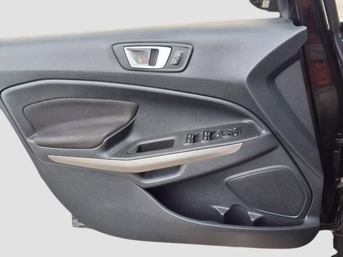 Used 2018 Ford EcoSport SE w/ SE Convenience Package image 27