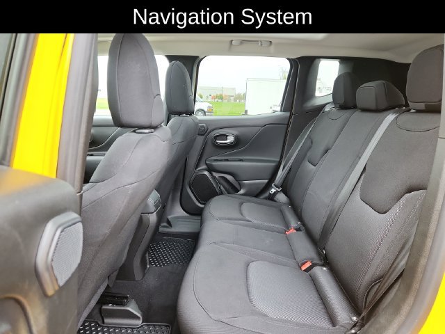 Used 2023 Jeep Renegade Latitude w/ Sun & Fun Group AWD/4WD image 26