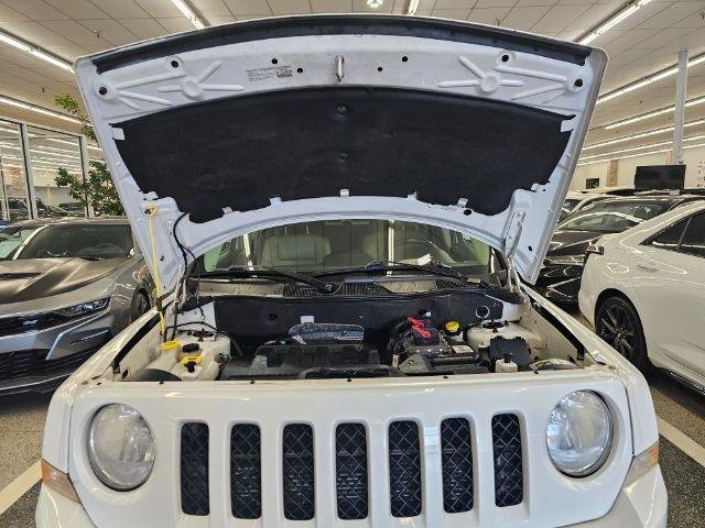 Used 2014 Jeep Patriot Limited w/ Sun/Sound Group AWD/4WD image 37