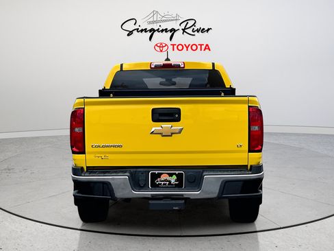 Used 2015 Chevrolet Colorado LT w/ Luxury Package RWD image 5