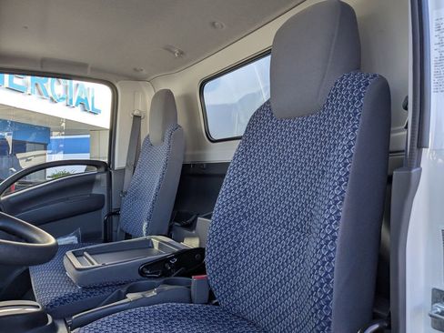 New 2025 Chevrolet Low Cab Forward image 17