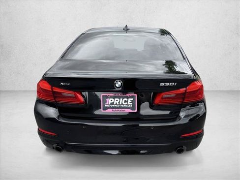 Used 2020 BMW 530i xDrive w/ Premium Package AWD/4WD image 6