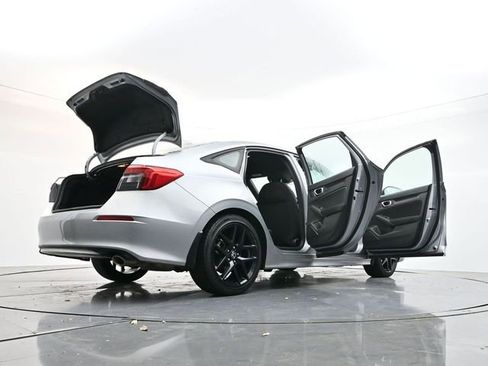 Used 2023 Honda Civic Sport image 52