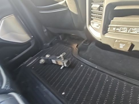 Used 2021 RAM 1500 Limited image 33