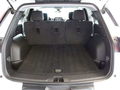 Used 2025 Chevrolet Blazer LT FWD image 49