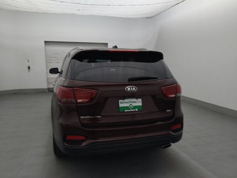 Used 2020 Kia Sorento LX w/ LX I4 Convenience Package FWD image 6