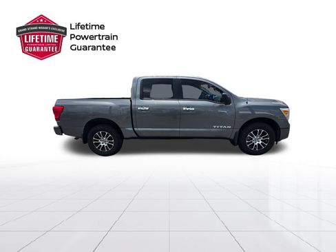 Used 2021 Nissan Titan SV w/ SV Convenience Package RWD image 6