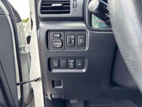 Used 2022 Toyota 4Runner SR5 Premium w/ Moonroof Package AWD/4WD image 10
