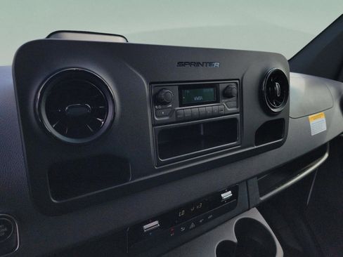 New 2025 Mercedes-Benz Sprinter 2500 image 19