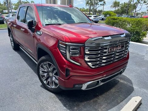 Used 2023 GMC Sierra 1500 Denali w/ Denali Reserve Package AWD/4WD image 1