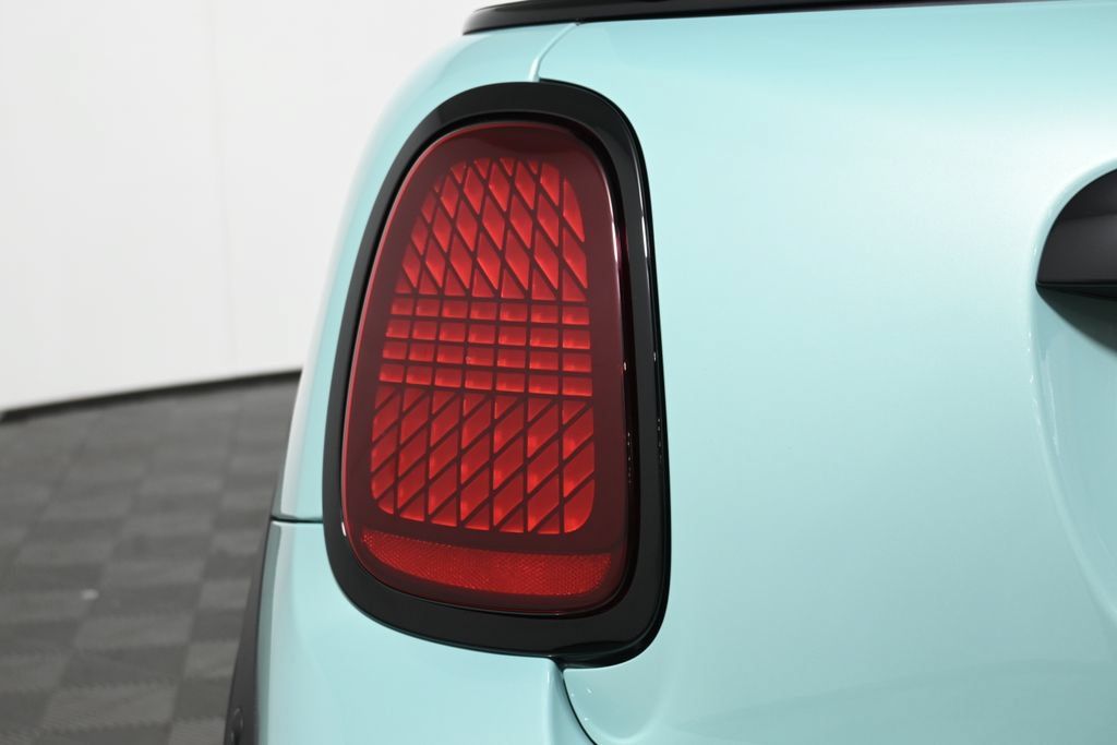 Used 2026 MINI Cooper S FWD image 19