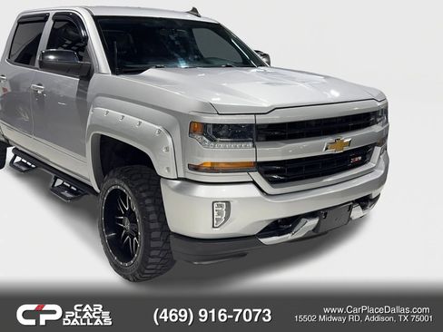 Used 2018 Chevrolet Silverado 1500 LT w/ Texas Edition image 3