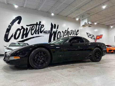 Used 2002 Chevrolet Corvette Z06 w/ Memory Pkg RWD image 30
