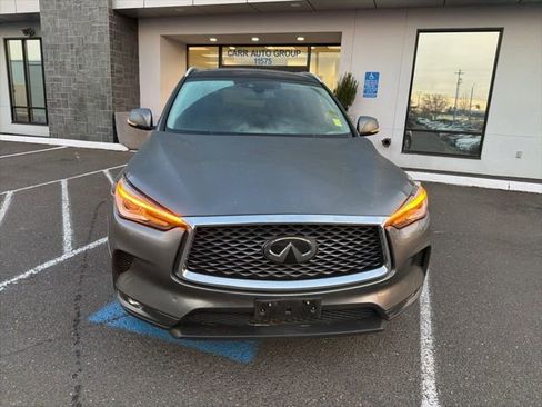 Used 2019 INFINITI QX50 Luxe w/ Navigation Package image 2
