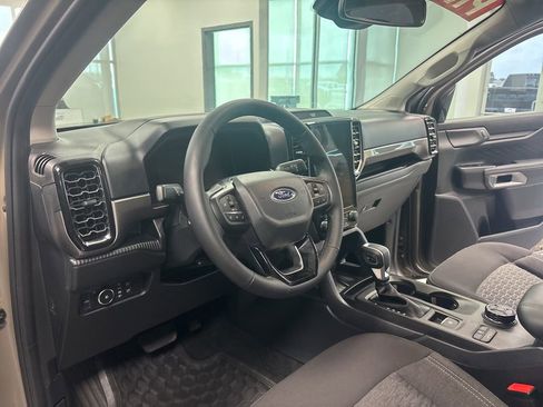 Used 2025 Ford Ranger XLT w/ FX4 Off-Road Package image 11