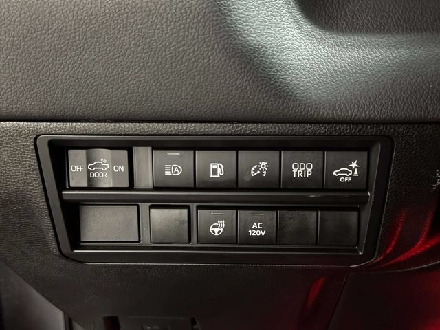 Used 2024 Toyota Tundra Limited AWD/4WD image 20