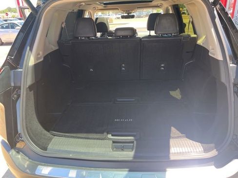 Used 2023 Nissan Rogue SL w/ SL Premium Package FWD image 20