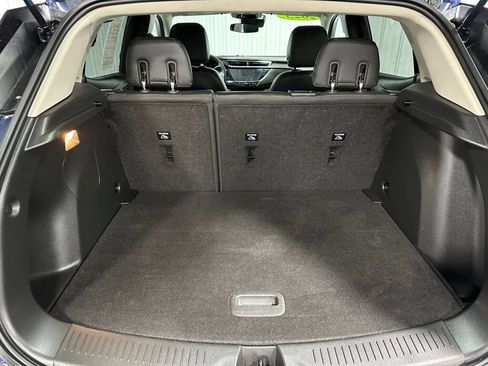 Used 2023 Buick Encore GX Preferred w/ Cold Weather Comfort Package FWD image 11