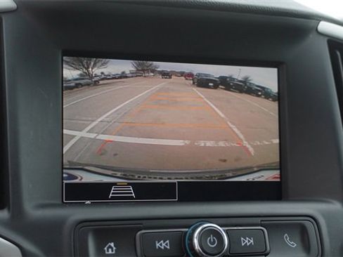 Used 2024 GMC Terrain SLE image 22