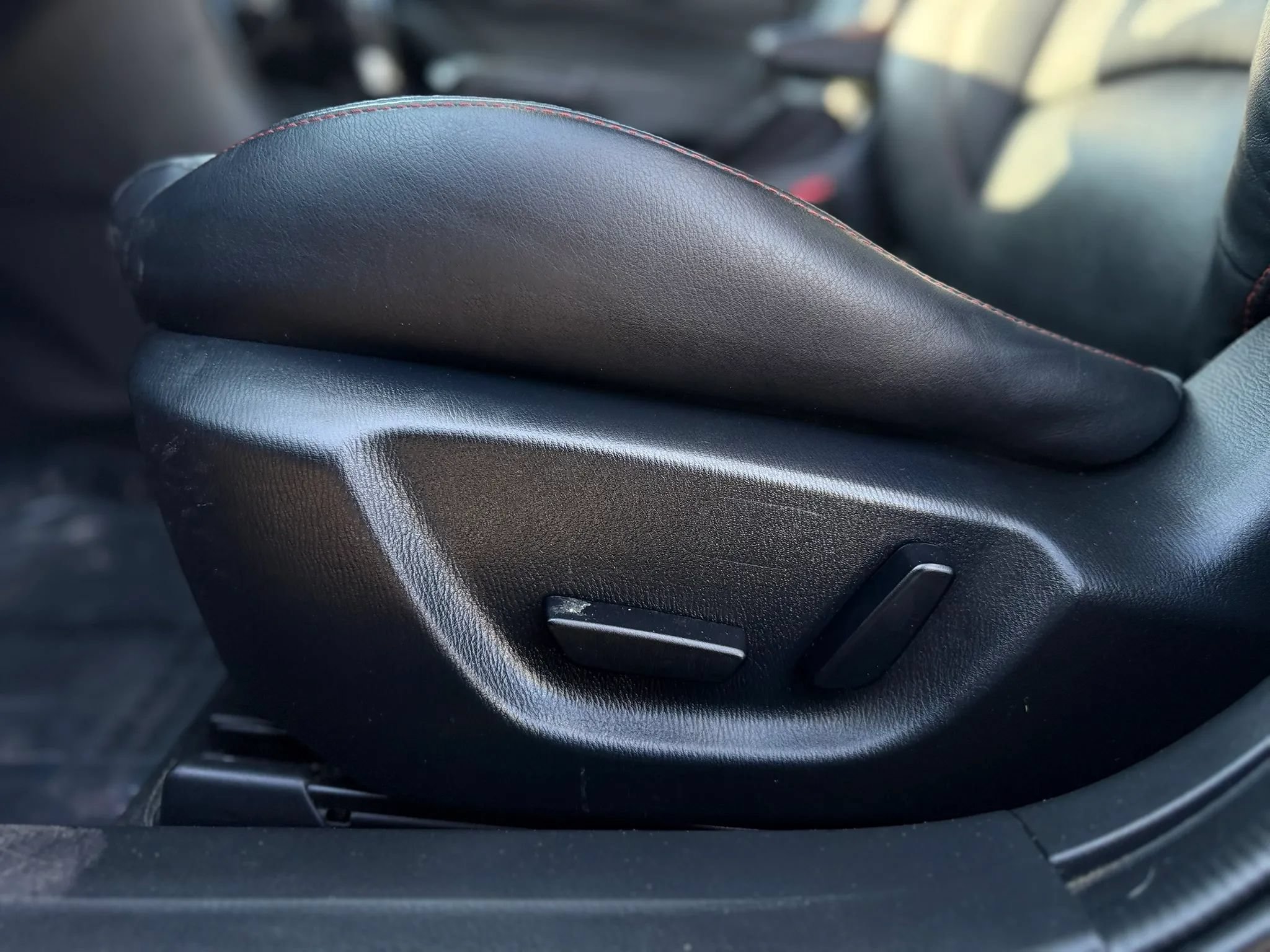 Used 2015 MAZDA MAZDA3 s Touring FWD image 26