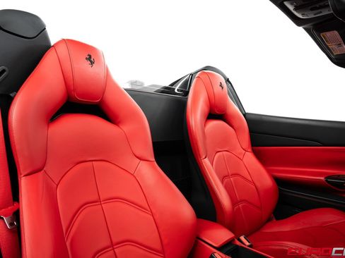 Used 2018 Ferrari 488 Spider RWD image 39