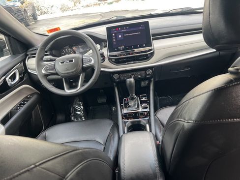 Certified 2024 Jeep Compass Limited image 15