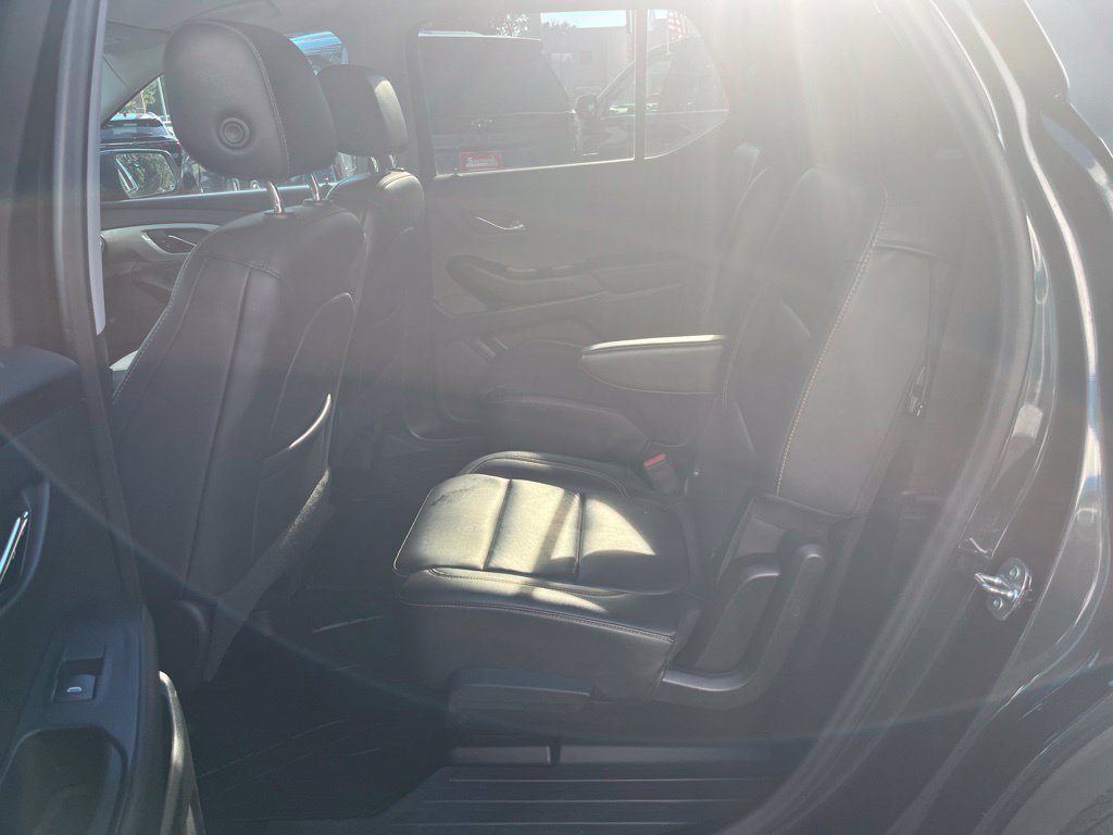 Used 2021 Chevrolet Traverse RS FWD image 53