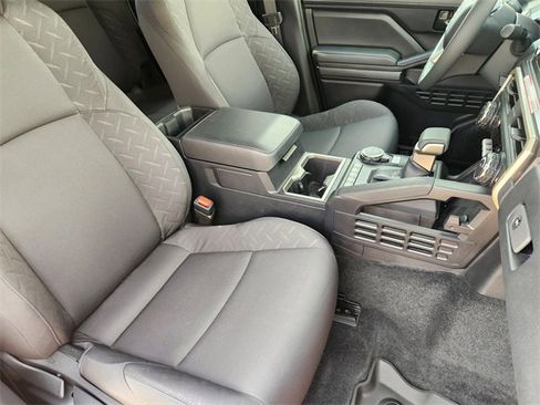 Used 2025 Toyota Tacoma SR5 image 10