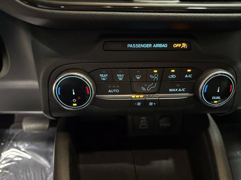 Used 2025 Ford Escape ST-Line FWD image 26