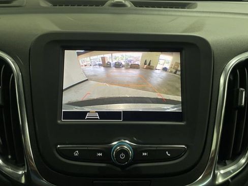 Used 2024 Chevrolet Equinox LT AWD/4WD image 17