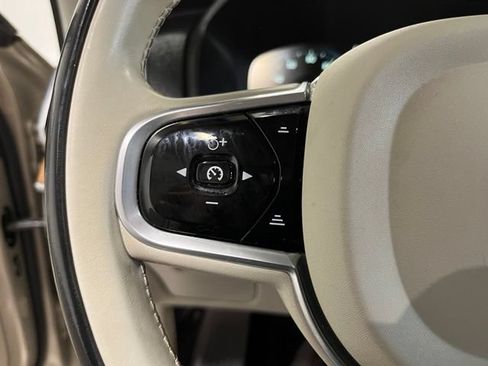 Used 2017 Volvo XC90 T6 Inscription w/ Vision Package AWD/4WD image 27